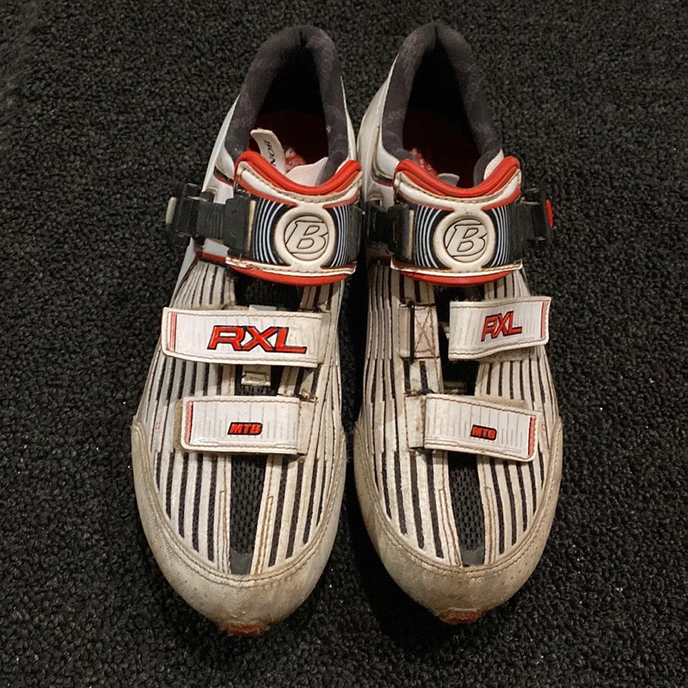 Bontrager RXL mtb bike shoes w/ ratchet strap 9.5